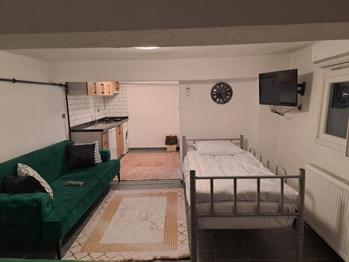 Taksim Nida Flats * Istanboel